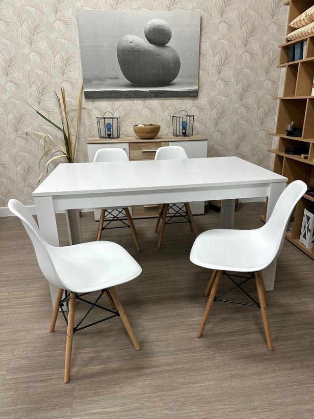 Mesa Comedor Nuevo con 4 Sillas Oferta