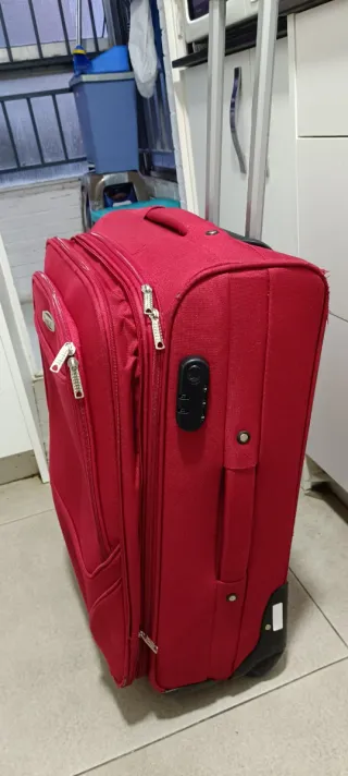 Maleta de viaje 4 ruedas color granate