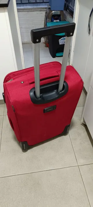 Maleta de viaje 4 ruedas color granate