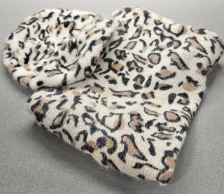 Conjunto Gorro y Bufanda con lana de angora