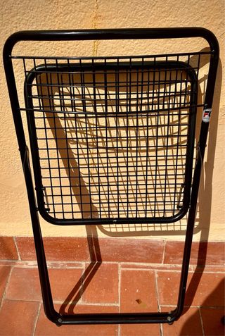 Mesa y 2 Sillas Plegables Federico Giner