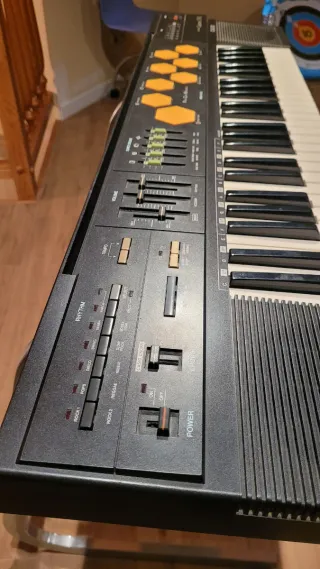 Teclado Casio Casiotone CT-510