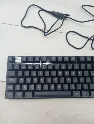 Teclado Disposición QWERTY Español luz led