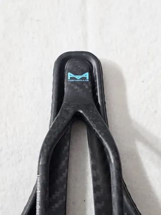 Selim de Carbono 3D para Bicicleta