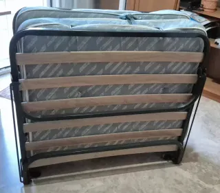 Cama de 80 Plegable Madera y metal