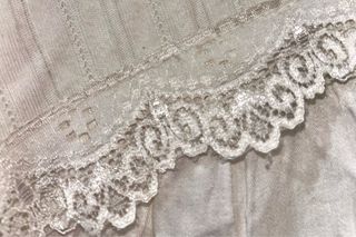 Blusa de mujer con encaje