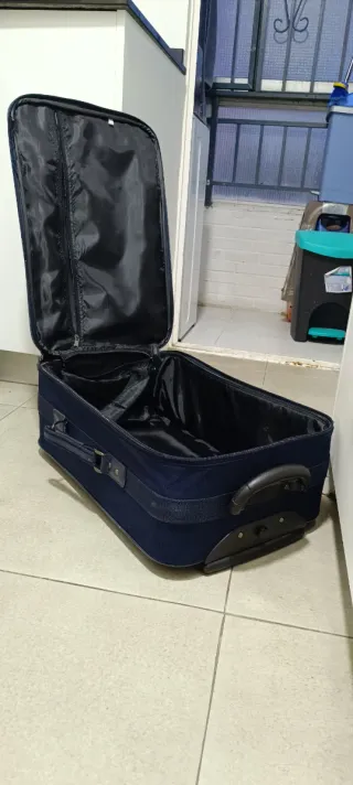 Maleta de viaje 2 ruedas azul y verde