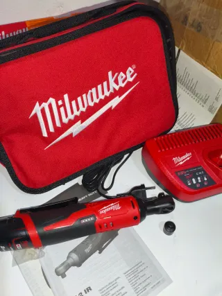 Llave Carraca Milwaukee M12 IR-201B 3/8 47Nm