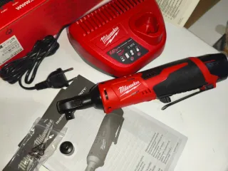 Llave Carraca Milwaukee M12 IR-201B 3/8 47Nm