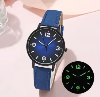 Elegante reloj azul para mujer