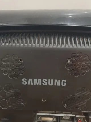 Monitor Samsung SyncMaster 933 HD 18.5