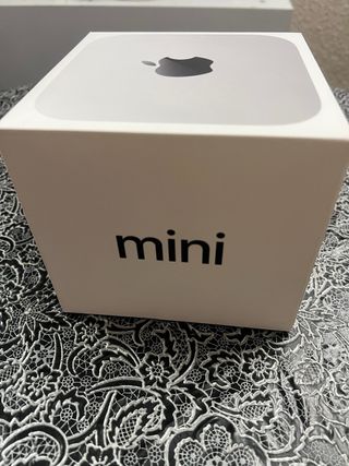 Mac Mini M4 16GB RAM 256GB SSD precintado.