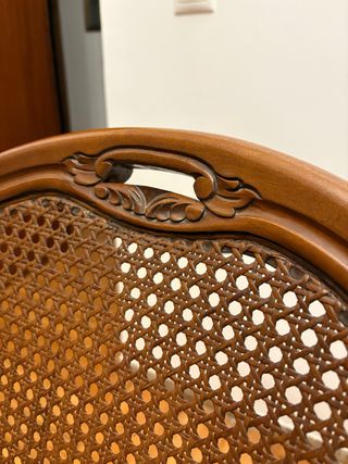 Dolce culla vintage in legno massello con griglia