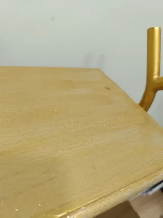 Burro perchero dorado