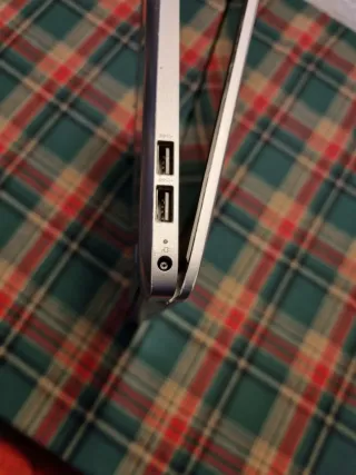 Portátil HP 250 G8 Plata