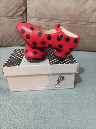 Zapatos Flamenco Niña Rojo Lunares Negros