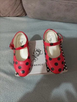 Zapatos Flamenco Niña Rojo Lunares Negros