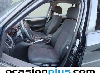 BMW X1 sDrive18d 105 kW (143 CV)