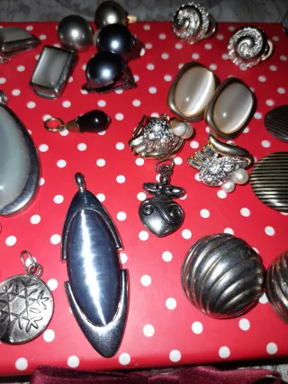 Lote Colgantes y Pendientes