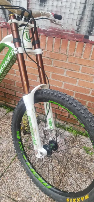 Mondraker Summum Descenso