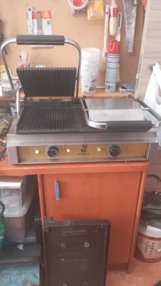 Plancha doble para sándwiches y bocadillos