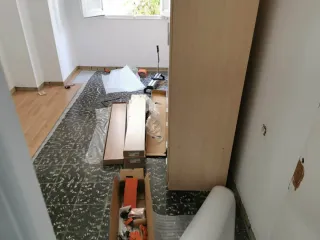 Suelos Parquet y Azulejos