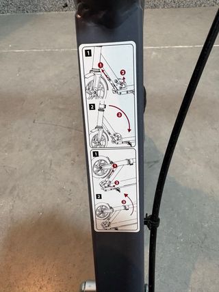 Patinete plegable negro