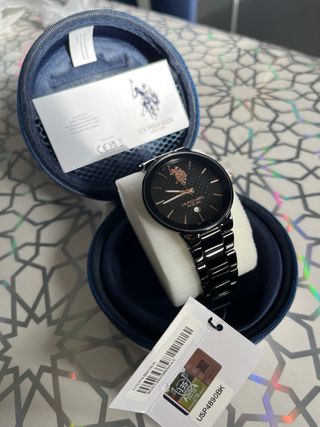 Reloj U.S. Polo Assn. Negro y Dorado