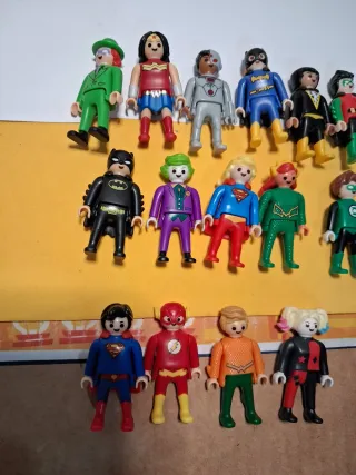 Lote 16 Figuras Playmobil Superhéroes