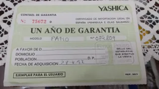 Cámara Yashica Patio 35mm con flash