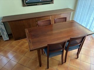 Conjunto mesa comedor, bufet y 4 sillas