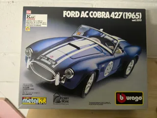 Modellino Ford AC Cobra 427 (1965) Burago