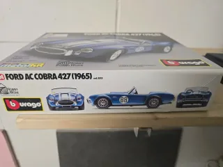 Modellino Ford AC Cobra 427 (1965) Burago