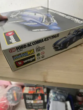 Modellino Ford AC Cobra 427 (1965) Burago