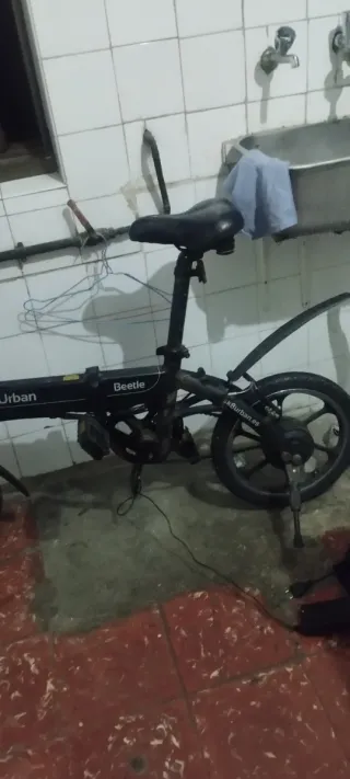 Bicicleta Eléctrica Plegable Beetle SKB Urban