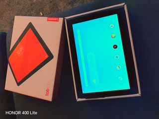 Lenovo Tab E10 Tablet Casi Nueva