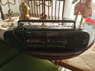 Radio Cassette Sanyo Vintage