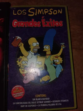 4 VHS Mary Poppins Stigmata Los Simpson Cantinflas