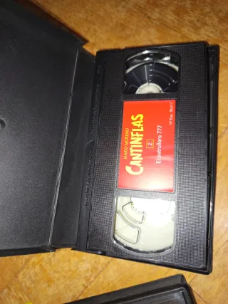 4 VHS Mary Poppins Stigmata Los Simpson Cantinflas