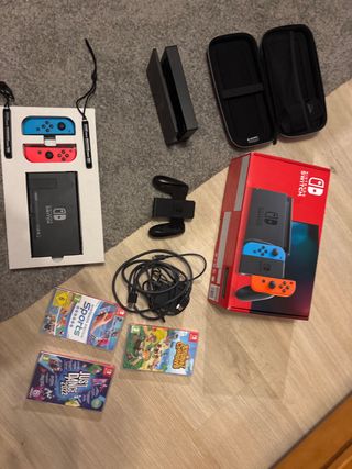 Nintendo Switch Azul/Rojo + Juegos