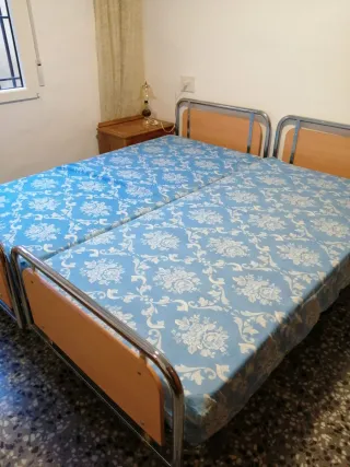 2 Camas Articuladas Eléctricas 90cm se venden sepa