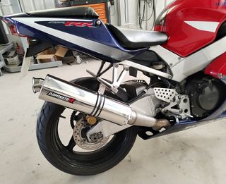 Honda cbr 929 RR fireblade impecable estado extras