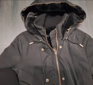 Abrigo Zara Mujer Talla XS con Capucha