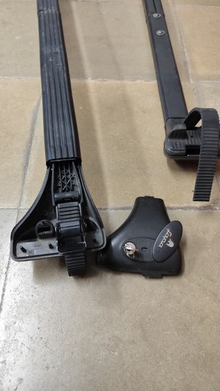 Barras portaequipajes Fapa para rieles elevados