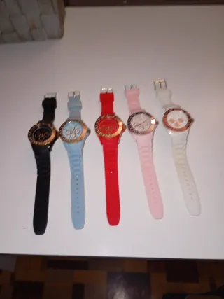 Lote 5 Relojes Silicona Colores