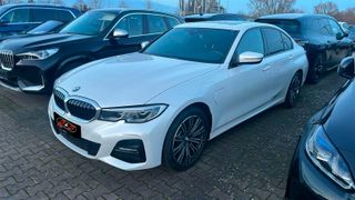 BMW Serie 330e
