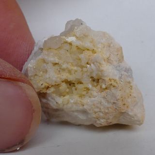 minerali CALCITE SU MARMO Carrara (C18)