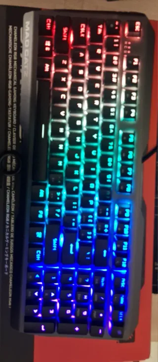 Tastiera meccanica Mad Catz Strike 13