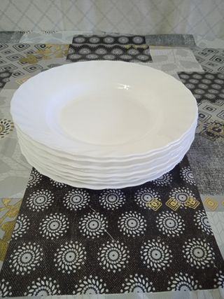 PIATTI PROFONDI TIPO ARCOPAL (8)