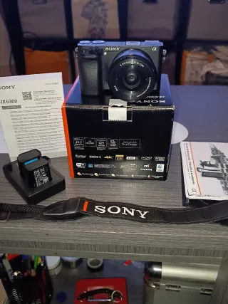 Cámara Sony a6300 + Cargador y 2 Baterías